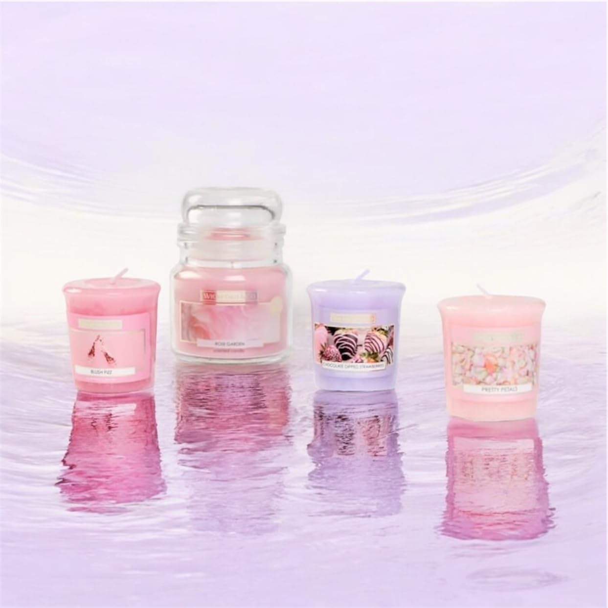 Wickford & Co 4 Piece Candle Gift Set, Perfect Xmas Christmas for Mum, Sister, Aunt, Secret Santa