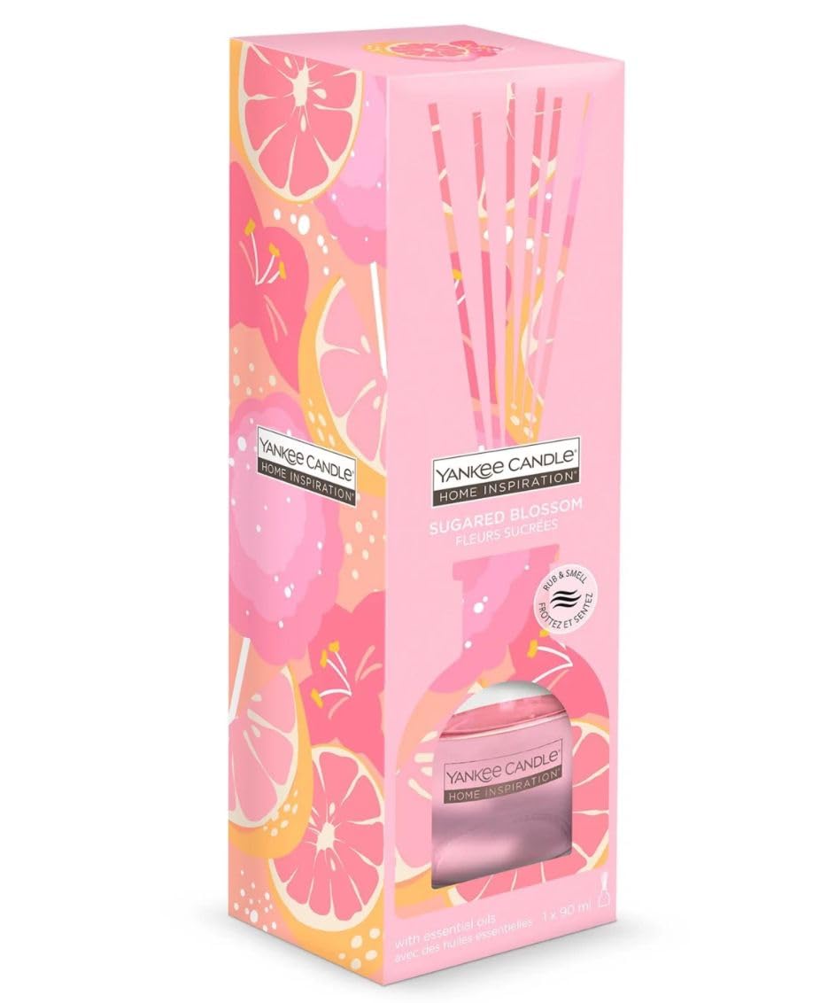 Discover the Ultimate Yank Candle Gift Set: Sugared Blossom Reed Diffuser 2-Pack with Scented Candles, Perfect Christmas Candle Gifts for Women & Autumn Ambiance.